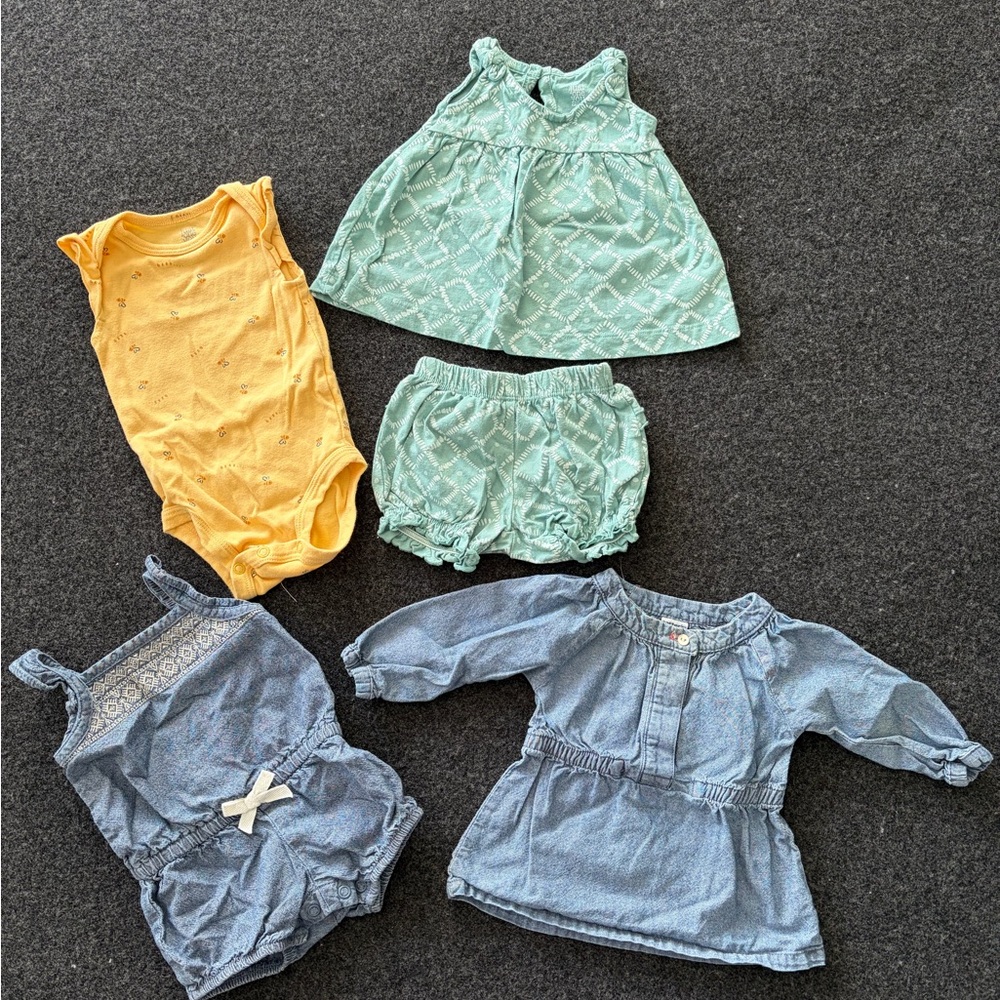 Carters 5 piece bundle - 3 months